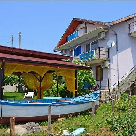 Villa Rezos Rezovo Bagian luar foto