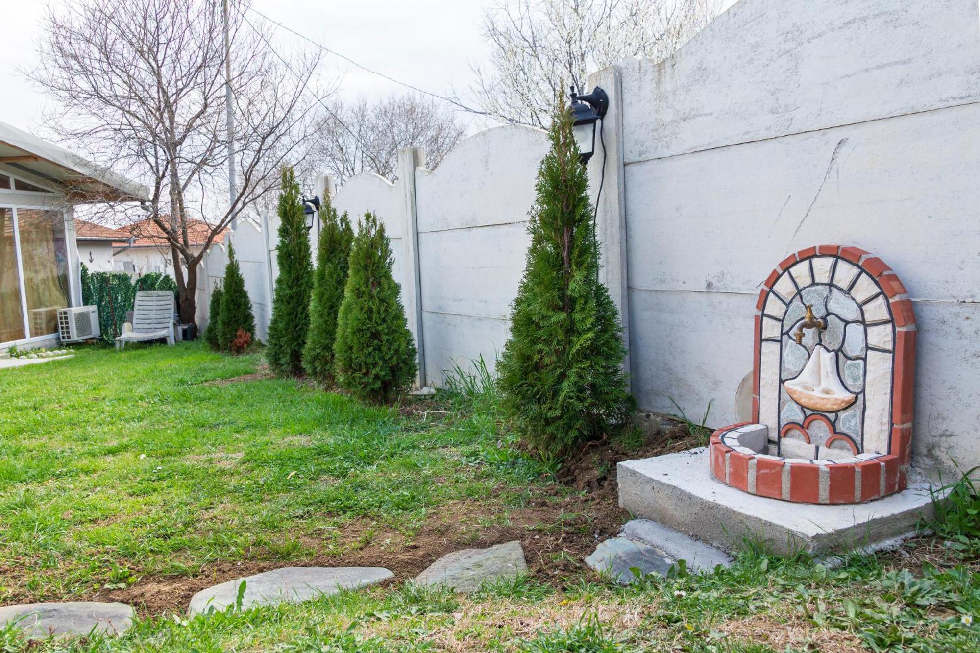 Villa Rezos Rezovo Bagian luar foto